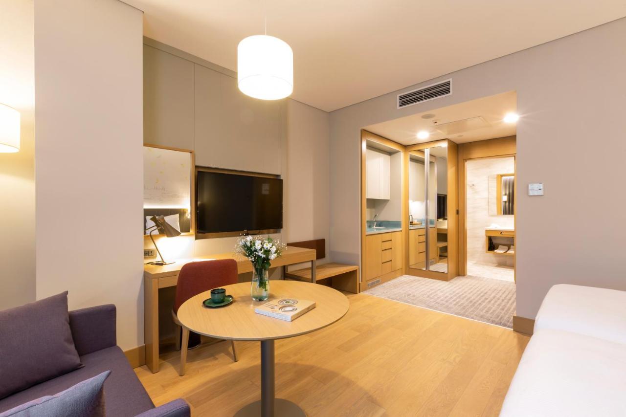 Radisson Hotel Istanbul Harbiye Ngoại thất bức ảnh