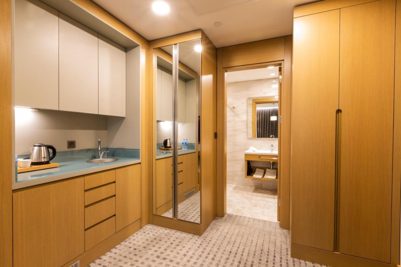 Radisson Hotel Istanbul Harbiye Ngoại thất bức ảnh