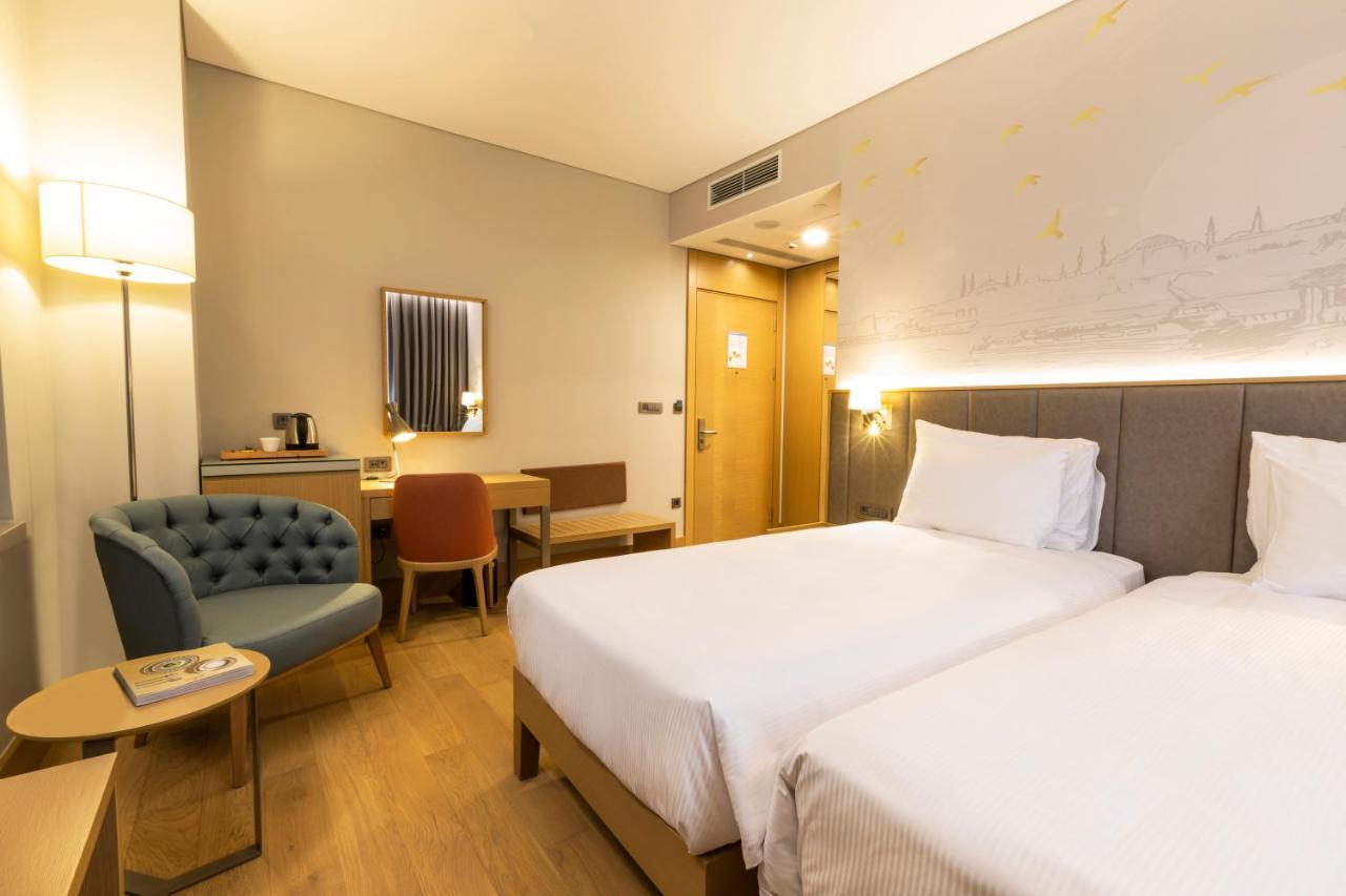 Radisson Hotel Istanbul Harbiye Ngoại thất bức ảnh