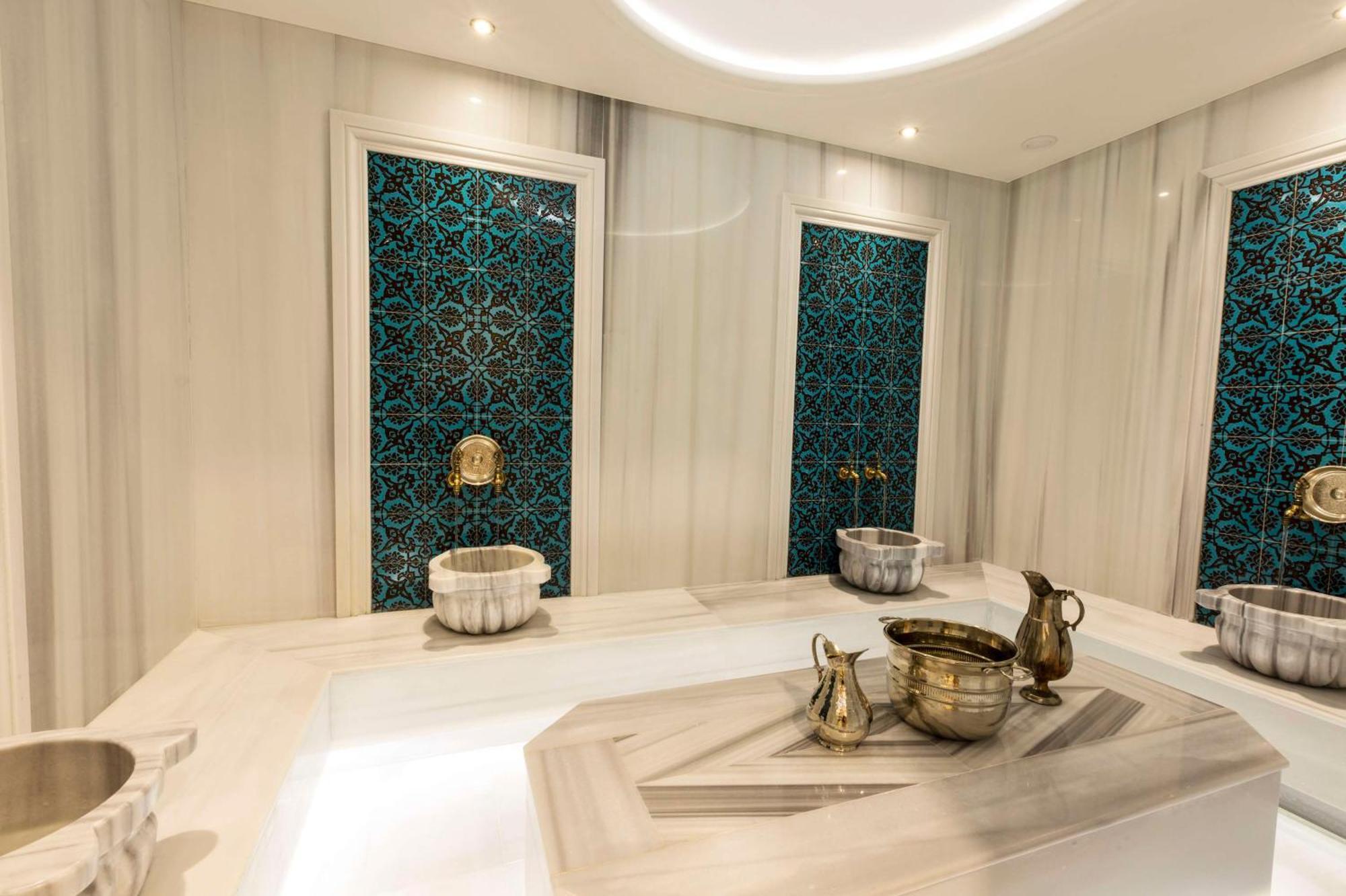 Radisson Hotel Istanbul Harbiye Ngoại thất bức ảnh